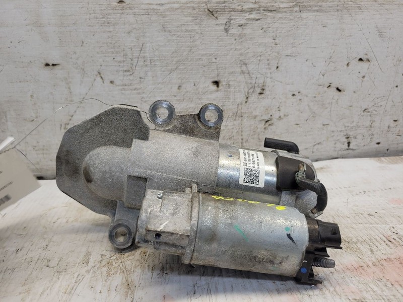Starter Motor Fits 20-23 ACADIA 1547043