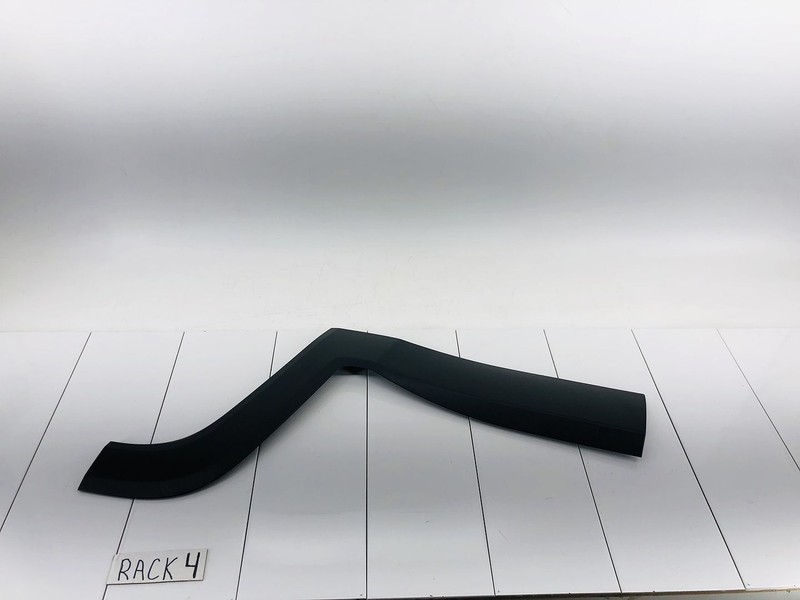 15-23 JEEP RENEGADE REAR LEFT SIDE DOOR LOWER WHEEL ARCH FLARE MOLDING OEM