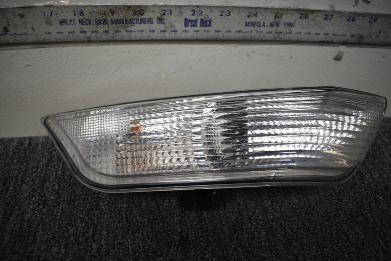 2015-2017 FORD MUSTANG LEFT SIDE MARKER LIGHT FACTORYOEM