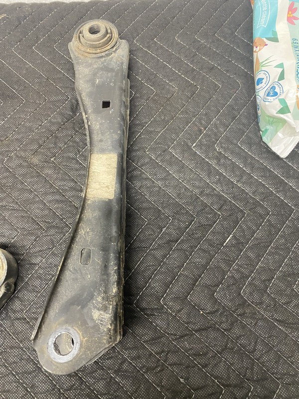 2016 Kia Optima LX Left Rear Lower Suspension Assist Arm OEM