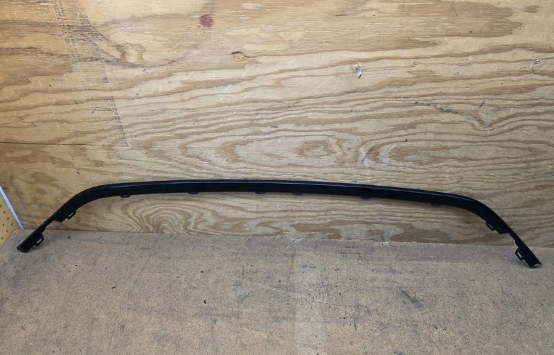 2020 2021 2022 VOLKSWAGEN ATLAS Front Lower Grille Molding Trim 3CM 853 283A OEM