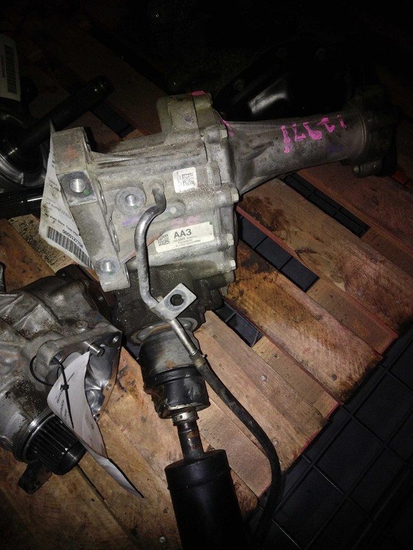 2014 Cadillac SRX Transfer Case Assembly OEM 3.6L 4WD 112K Miles Silver