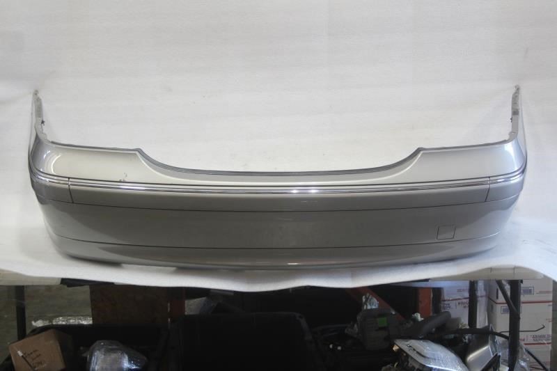 2001-2005 MERCEDES C240 C320 W203 SEDAN REAR BUMPER COVER CUBANITE SILVER 723U