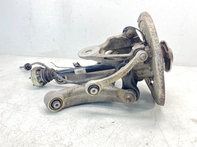 10-14 BMW E70 E71 X5M X6M Rear Left Suspension Knuckle Hub Axle Assembly OEM✅
