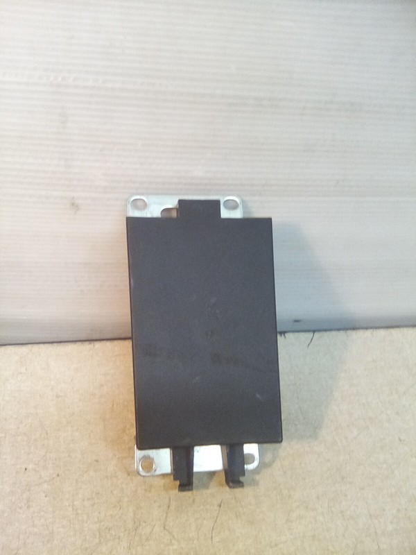 2019 Volvo VNL 82756019 Trailer Brake Cover