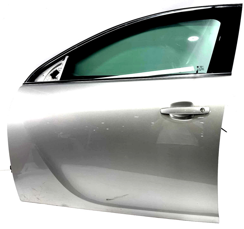 2011-2017 Buick Regal Left Driver Side LH Front Door Assembly OEM Scratches