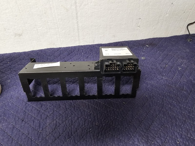 04 05 06 DODGE SPRINTER 2500 OE Chassis Brain Box CENTRAL LOCKING 0004462619