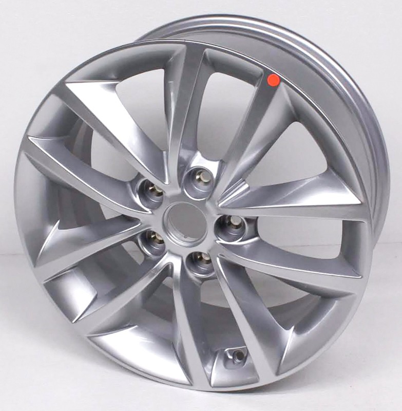 OEM Kia Sorento 17 inch Wheel Nicks on Edge 52910-C5110