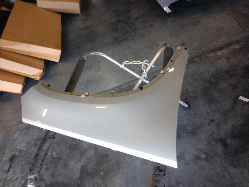 2015 Volkswagen Tiguan Silver Right Fender 227979 Used OEM Part
