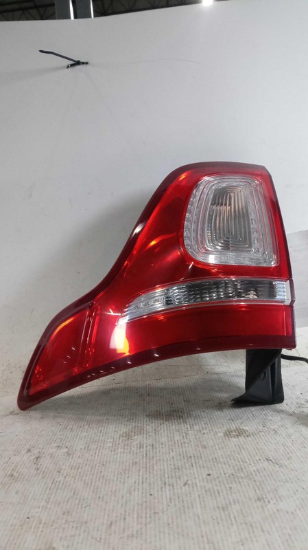 2011-2015 Ford Explorer Right Tail Light Assembly White OEM 34471 Used 166K