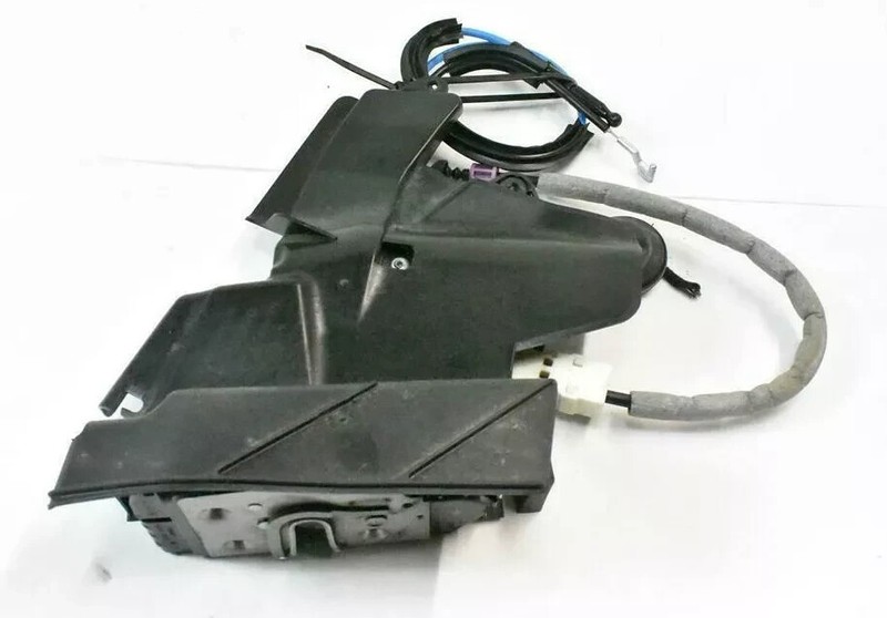 08-14 Mercedes W204 C250 C300 C350 Rear Right Side Door Lock Latch Actuator OEM