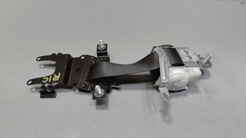 2014-2020 Acura MDX Rear Center Second 2nd Row Seatbelt Seat Belt Retractor OEM