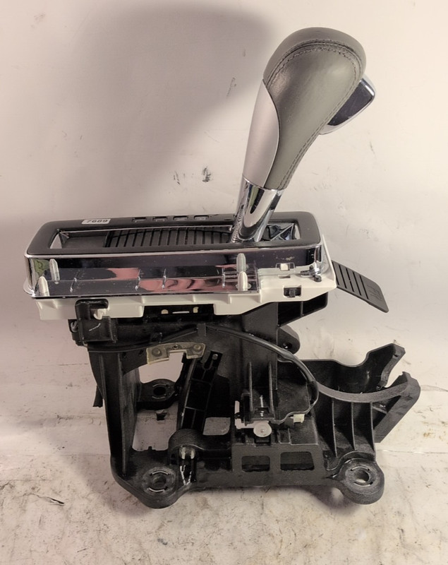 2012 CHEVY TRAVERSE AUTOMATIC TRANSMISSION FLOOR SHIFTER GEAR SELECTOR ASSEMBLY
