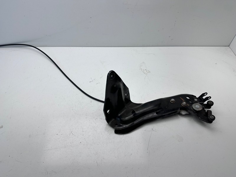 2009-2014 VW VOLKSWAGEN ROUTAN REAR LEFT SLIDING DOOR HOLD OPEN LOCK LATCH OEM