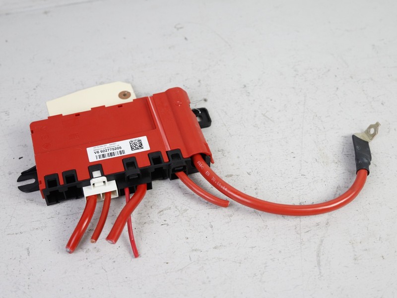 12-18 BMW F30 F31 F32 F33 F36 SEDAN BATTERY B+ POWER DISTRIBUTION BOX OEM