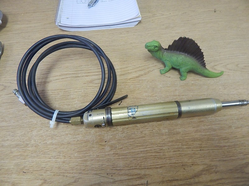 Standard Pneumatic 8639 Air Nut Driver 701559 Tested and Working *FREE SHIPPING*