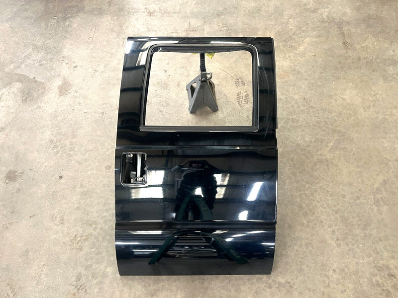 ⭐2008-2016 FORD F-250 REAR RIGHT PASS EXTERIOR DOOR PANEL BLACK OEM LOT2563