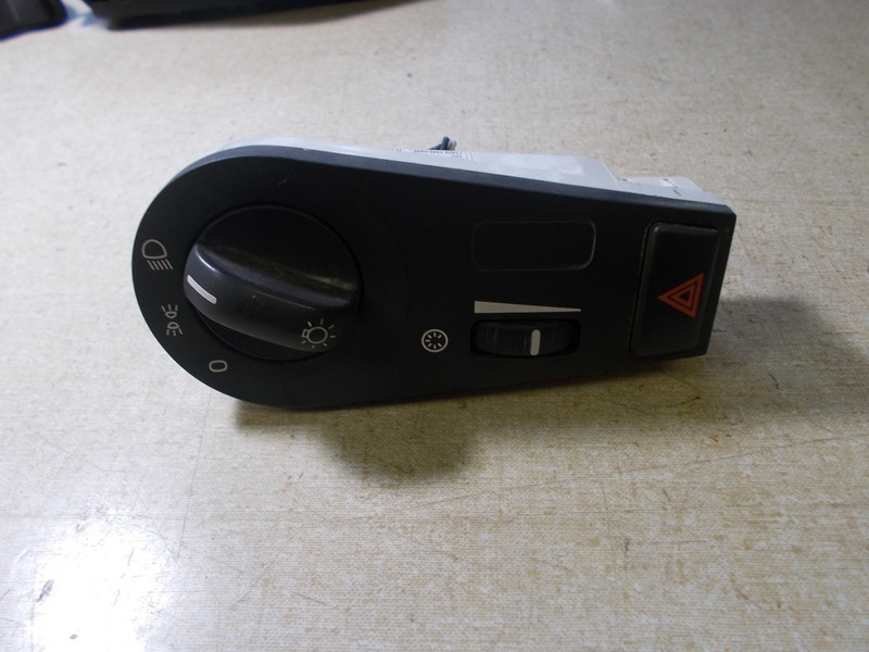Volvo 20953578-P06 Hazard Headlight Dimmer Switch Assembly *FREE SHIPPING*