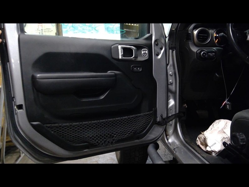 WRANGLER JL 2018 Driver Left Front Door Trim Panel 1647116