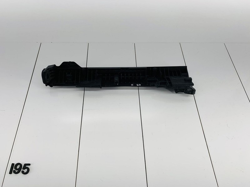 11-17 BMW X3 3.0L L6 GAS ENGINE LEFT SIDE RADIATOR SUPPORT BRACKET MOUNT OEM