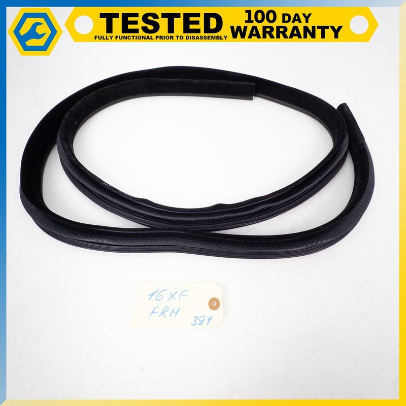 16-23 JAGUAR XF X260 FRONT RIGHT PASSENGER SIDE BODY WEATHERSTRIP SEAL OEM
