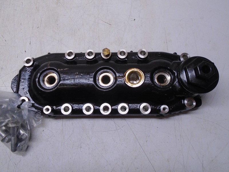 CC3 Evinrude Johnson 1996-2001 Cylinder Head 25 35 HP 3 Cylinder 344228 0344228