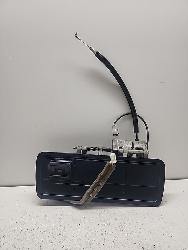 284427S100 | 04-13 Nissan Armada Liftgate Trunk Door Handle W/Camera 90606-7S06X