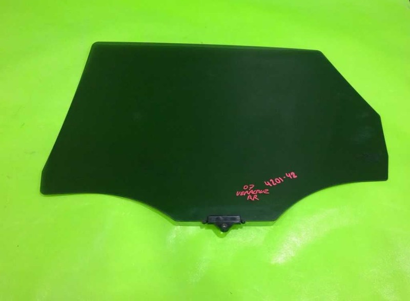 07-12 VERACRUZ PASSENGER RIGHT REAR WINDOW DOOR GLASS OEM 4201-42