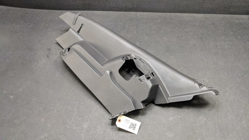 Rear Left C Pillar Lower Trim Panel 2019 Nissan Kicks 84953-5RB0A 2018 2020