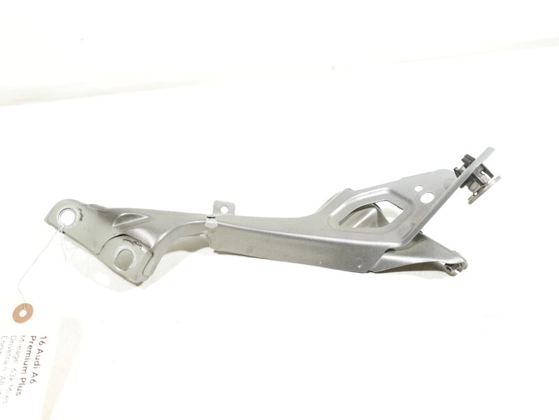2012 - 2018 Audi A6 C7 Front RIGHT Side Fender Mount Support Bracket OEM 63K