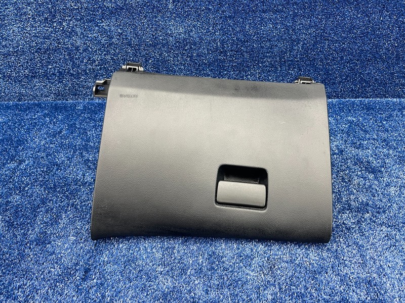 2016–2019 Buick Cascada Glove Box Assembly Compartment OEM 23338724 23269153