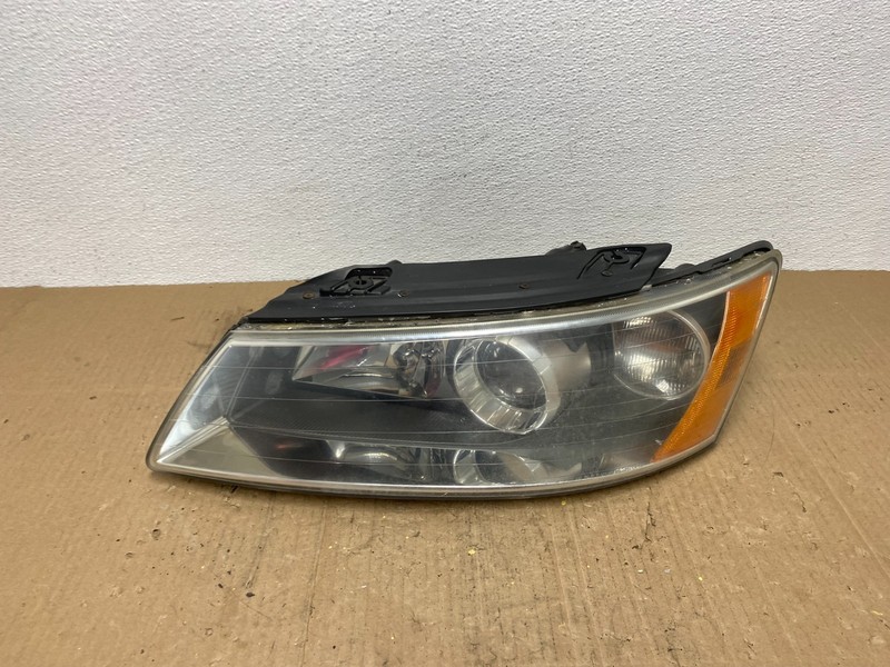 2006 to 2008 Hyundai Sonata Left Driver LH Side Headlight Halogen Oem AB8495 DW