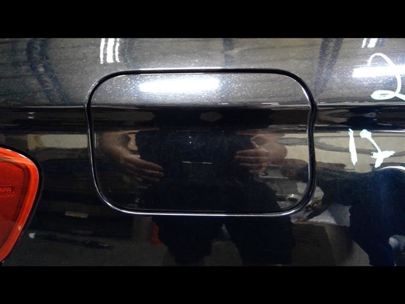 2017-2021 M240I Fuel Filler Door Black 475 1446525