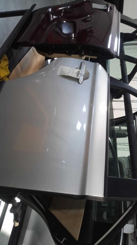 2018 Mitsubishi Outlander Rear Right Door Silver Used 112k Miles OEM Part