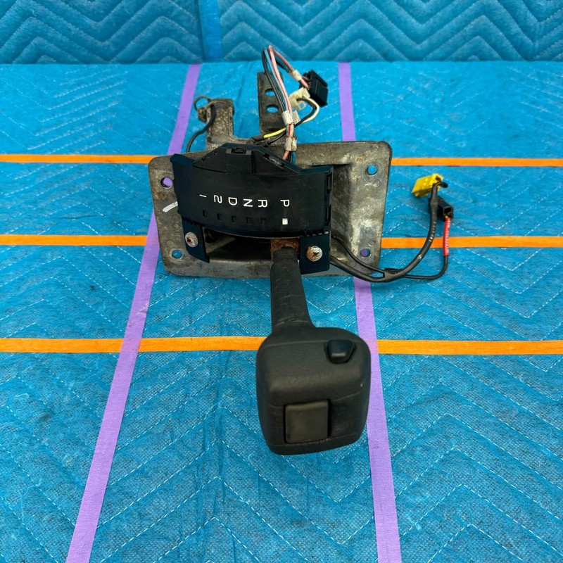 1987–1991 Volvo 780 Bertone Automatic Transmission Gear Shifter OEM