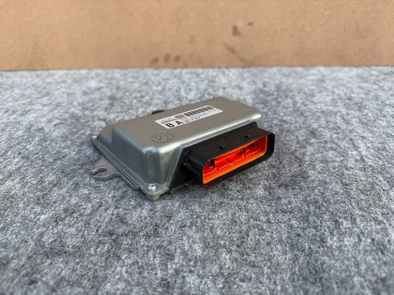 NISSAN 370Z 12-17 OEM VVT VARIABLE VALVE CONTROL MODULE UNIT ASSY 23751-3EV0A