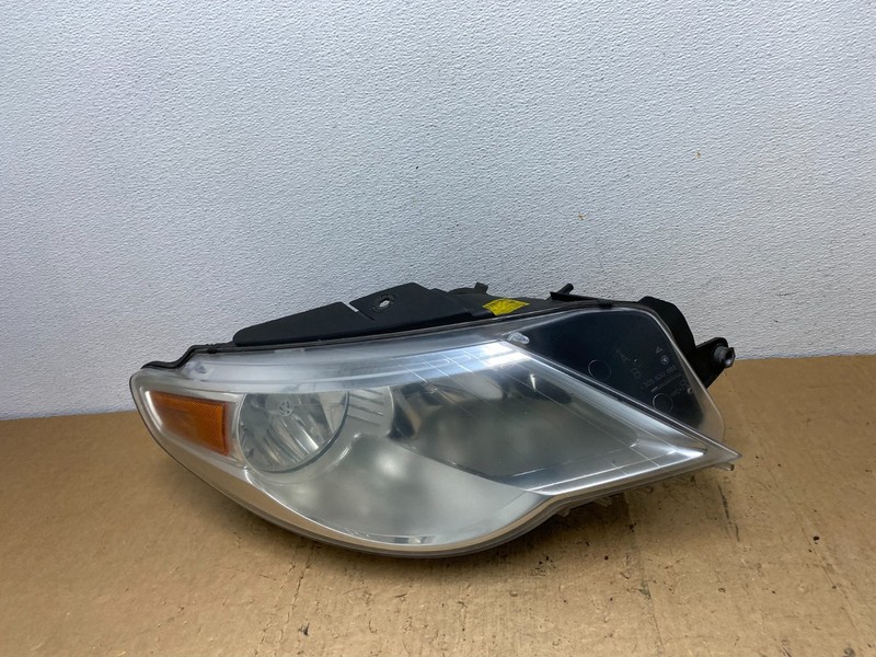 2009 to 2012 Volkswagen CC Right Passenger RH Headlight Halogen Oem AD0696 DW