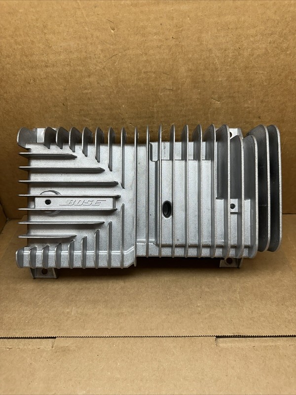 2016-2018 Nissan Maxima Bose Radio Amplifier 28061 4RA0A OEM