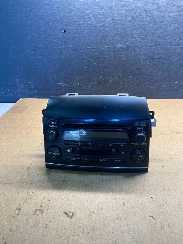 2004 to 2010 Toyota Sienna AM FM CD WMA Mp3 Radio Receiver AC6938 DG