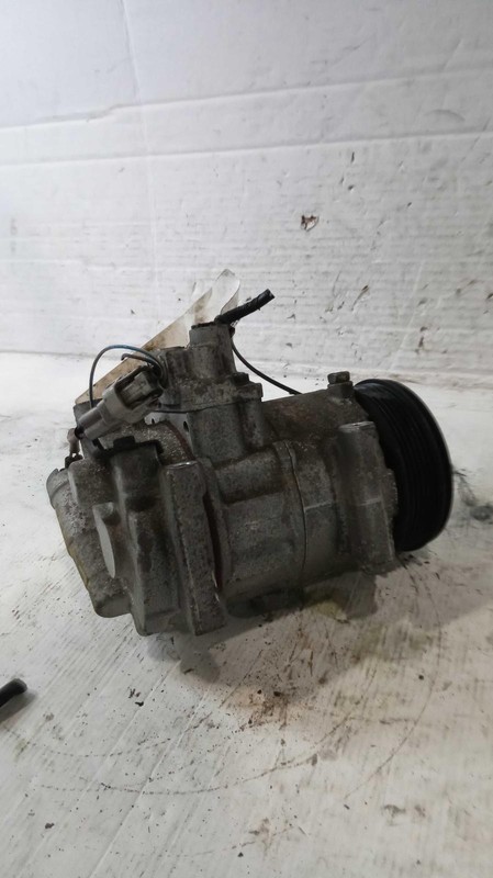 2013 Subaru Legacy A/C Compressor 2.5L OEM 73111AJ03A 120K Miles Blue