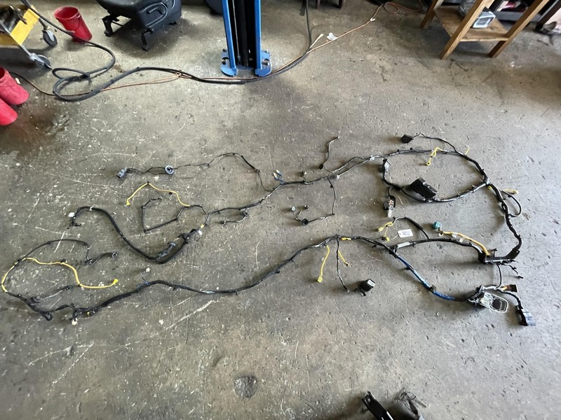 Body Floor Wiring Harness 2017 Kia Soul 91585-B2860 2018 2019
