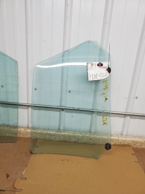 Passenger Right Rear Door Glass Lesabre Sedan Fits 71-74 BUICK 292511