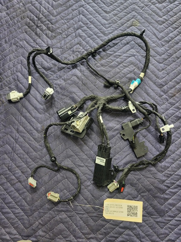 Used Oem Lincoln Center Console Wiring Harness for 2019 MKC