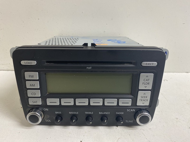 2006-2010 Volkswagen Jetta 1K0 035 180 LDEL Radio Stereo 2 DIN Disc CD Player