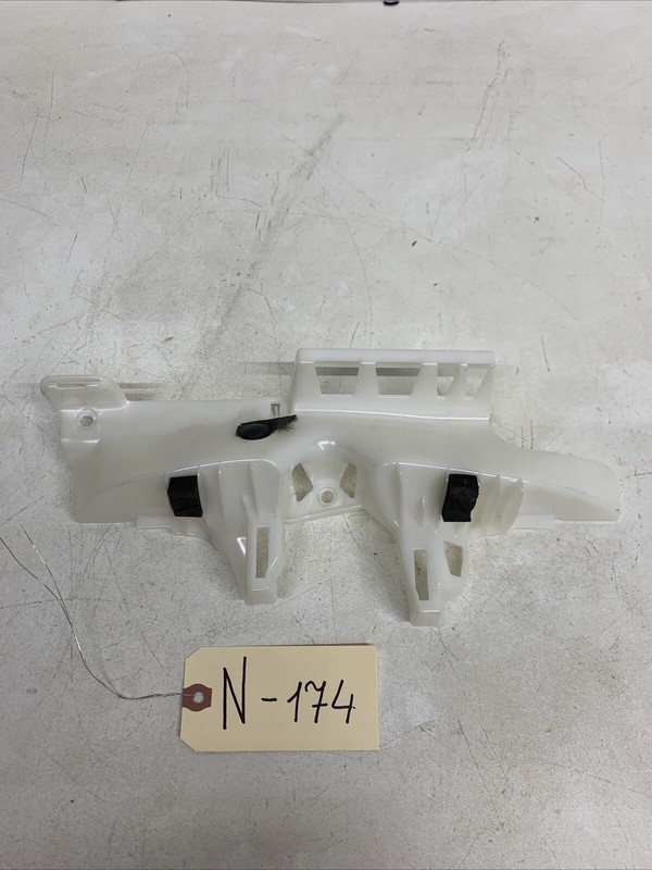 2020-2023 Tesla Model Y Left Side Upper B-Pillar Ramp Bracket 174 B72