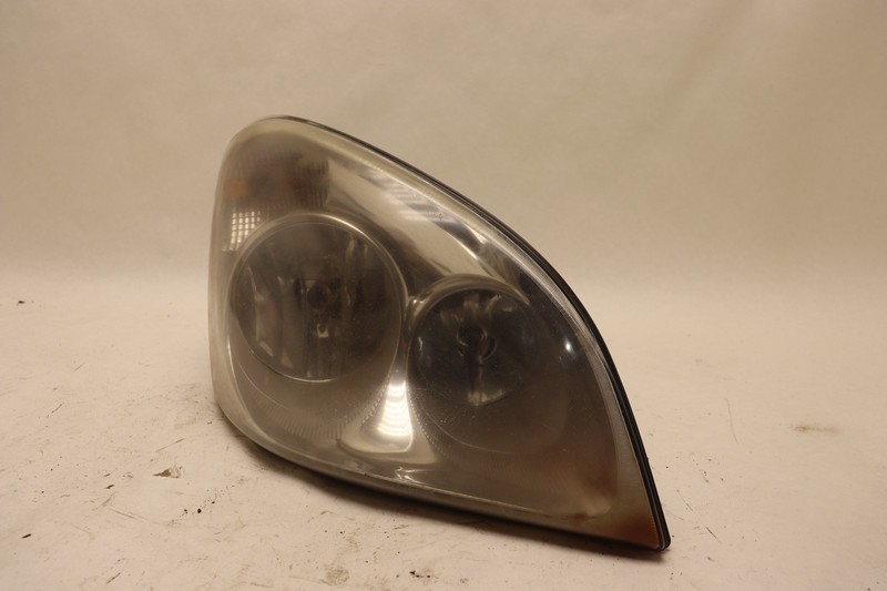 2008-2017 FREIGHTLINER CASCADIA 125 RIGHT PASSENGER SIDE HEADLIGHT LAMP OEM