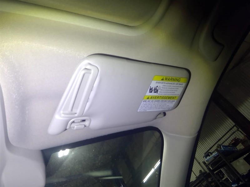 Passenger Right Sun Visor With Illumination Fits 18-23 XV CROSSTREK 1741043