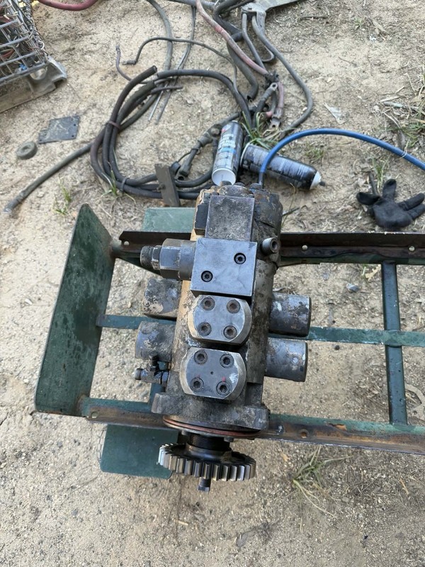 MTU 12V4000 HIGH PRESSURE PUMP S46952 DCO-G003AB R5260701601