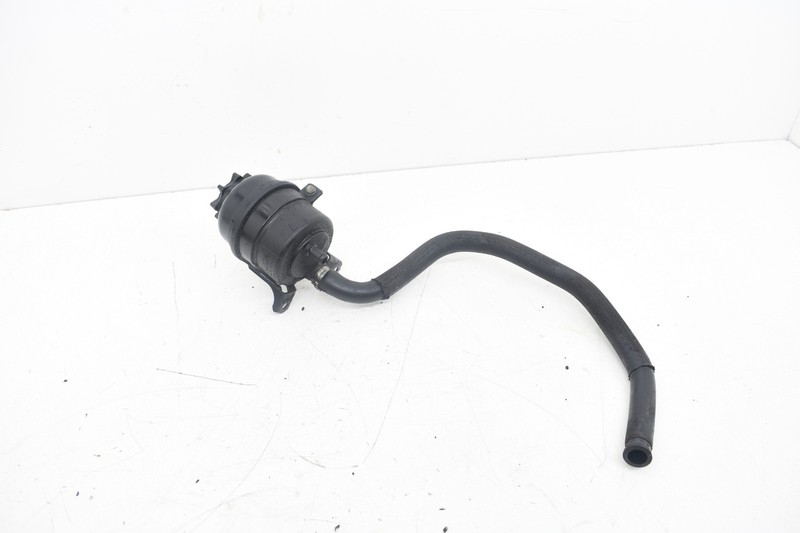 2003 BMW E46 330ci RWD Power Steering Reservoir Tank OEM KW90