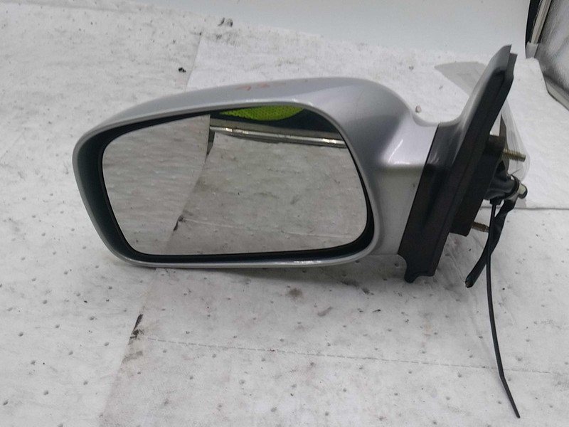 2006 Toyota Corolla Left Door Mirror Assembly Silver OEM 288771 222K Miles
